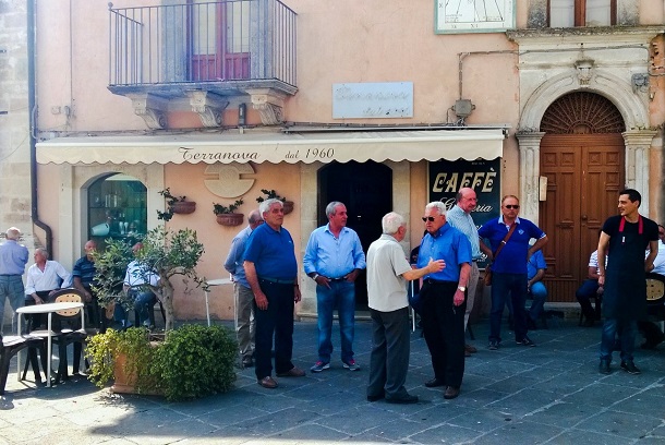 origano mele cotogne gelati viaggio negli iblei