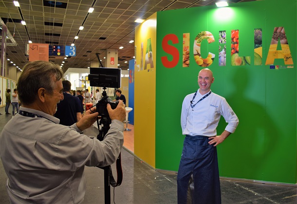 andrea ali salsiccia di palazzolo acreide salone del gusto torino