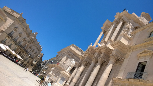 piazza duomo ortigia